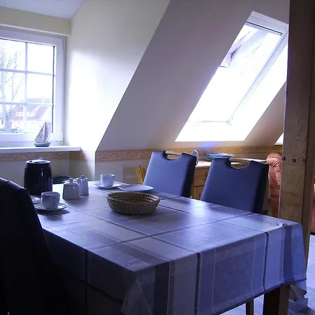 Am Schlossteich Lueer *