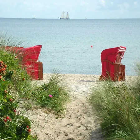 Am Schlossteich Lueer *